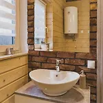 Large Home, Salt Cave, Jacuzzi, Sauna * Lipusz