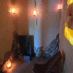Large Home, Salt Cave, Jacuzzi, Sauna