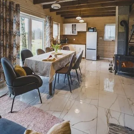 Σπίτι διακοπών Large Home, Salt Cave, Jacuzzi, Sauna Lipusz