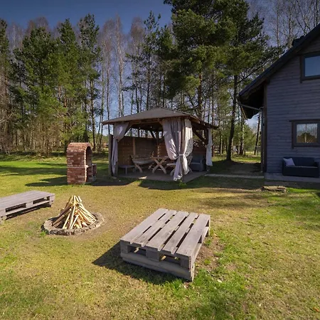 Large Home, Salt Cave, Jacuzzi, Sauna בית נופש