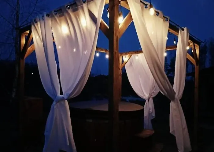 Large Home, Salt Cave, Jacuzzi, Sauna Σπίτι διακοπών Lipusz